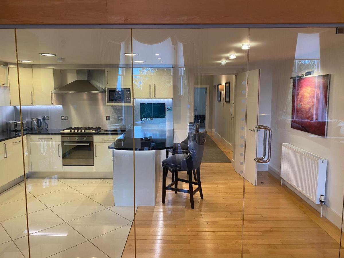Perfect In The Park Apartment Glasgow Bagian luar foto
